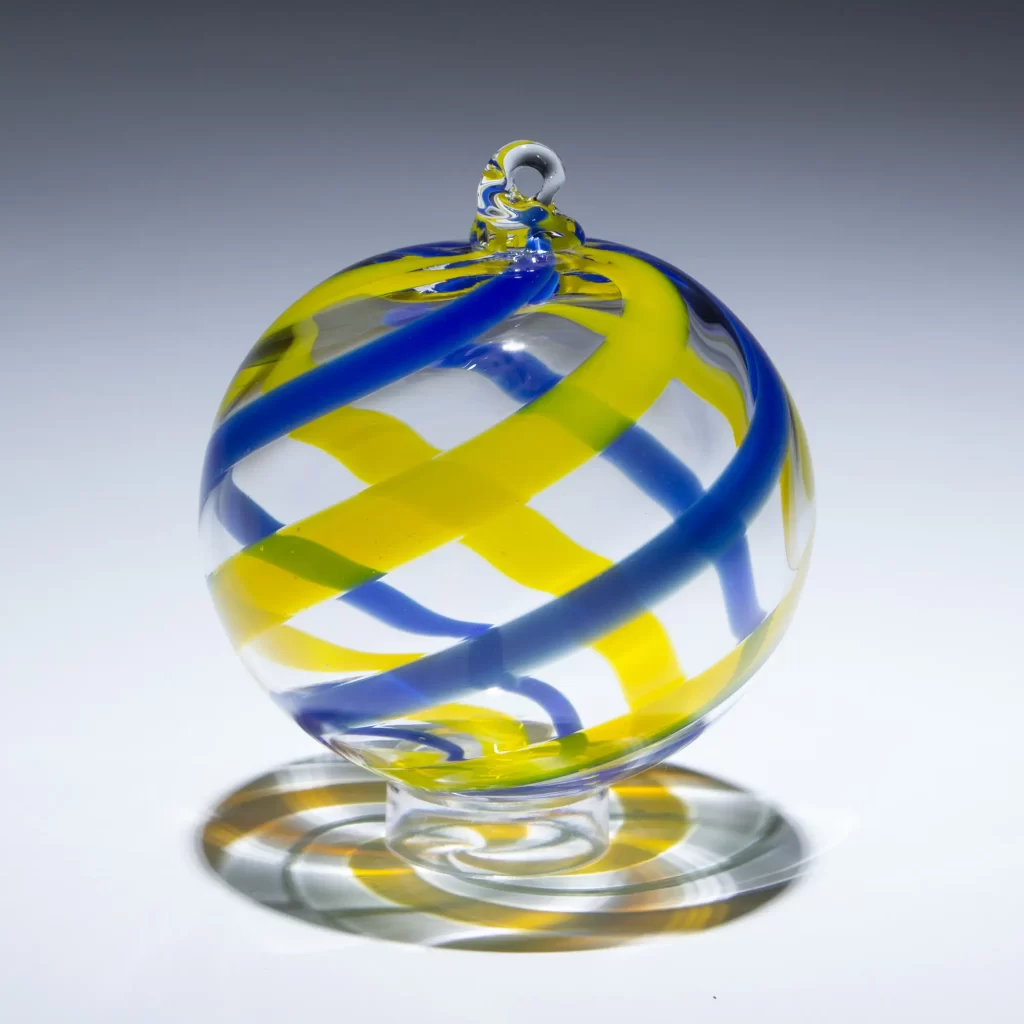 Ruka Dream Flurry Glass Ornament