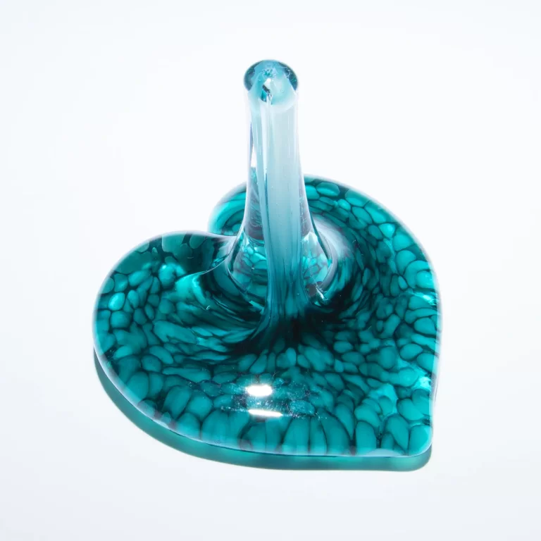 Emerald Ring Holder