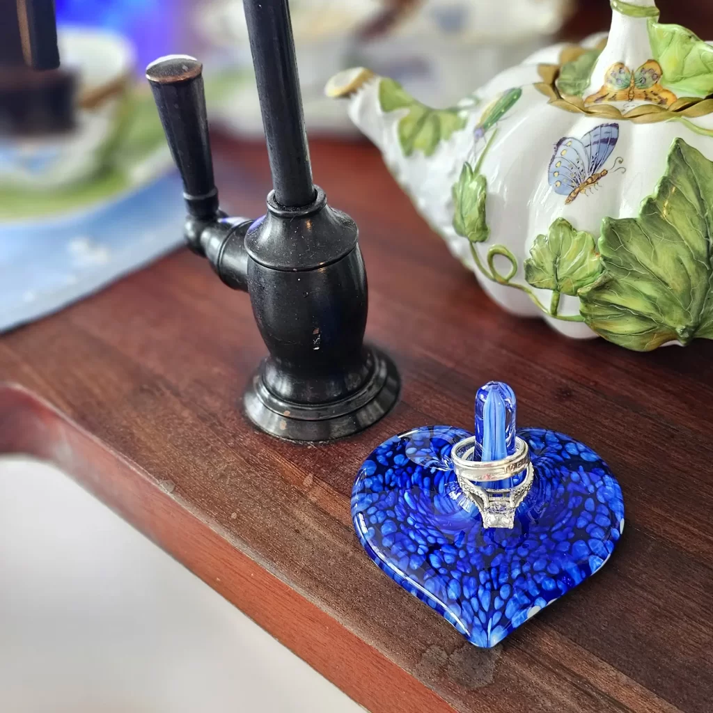 Blue glass ring holder