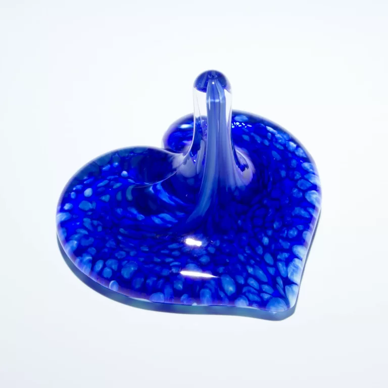 Sapphire Ring Holder